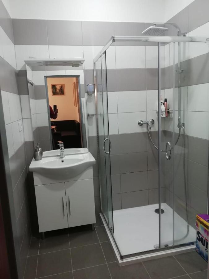 Apartman 825 Яхимов Екстериор снимка